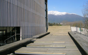 https://hilamdsr.azurewebsites.net/chile/wp-content/uploads/sites/14/1970/01/12-10029-Edificio-Vespucio-Sur-300x190.jpg