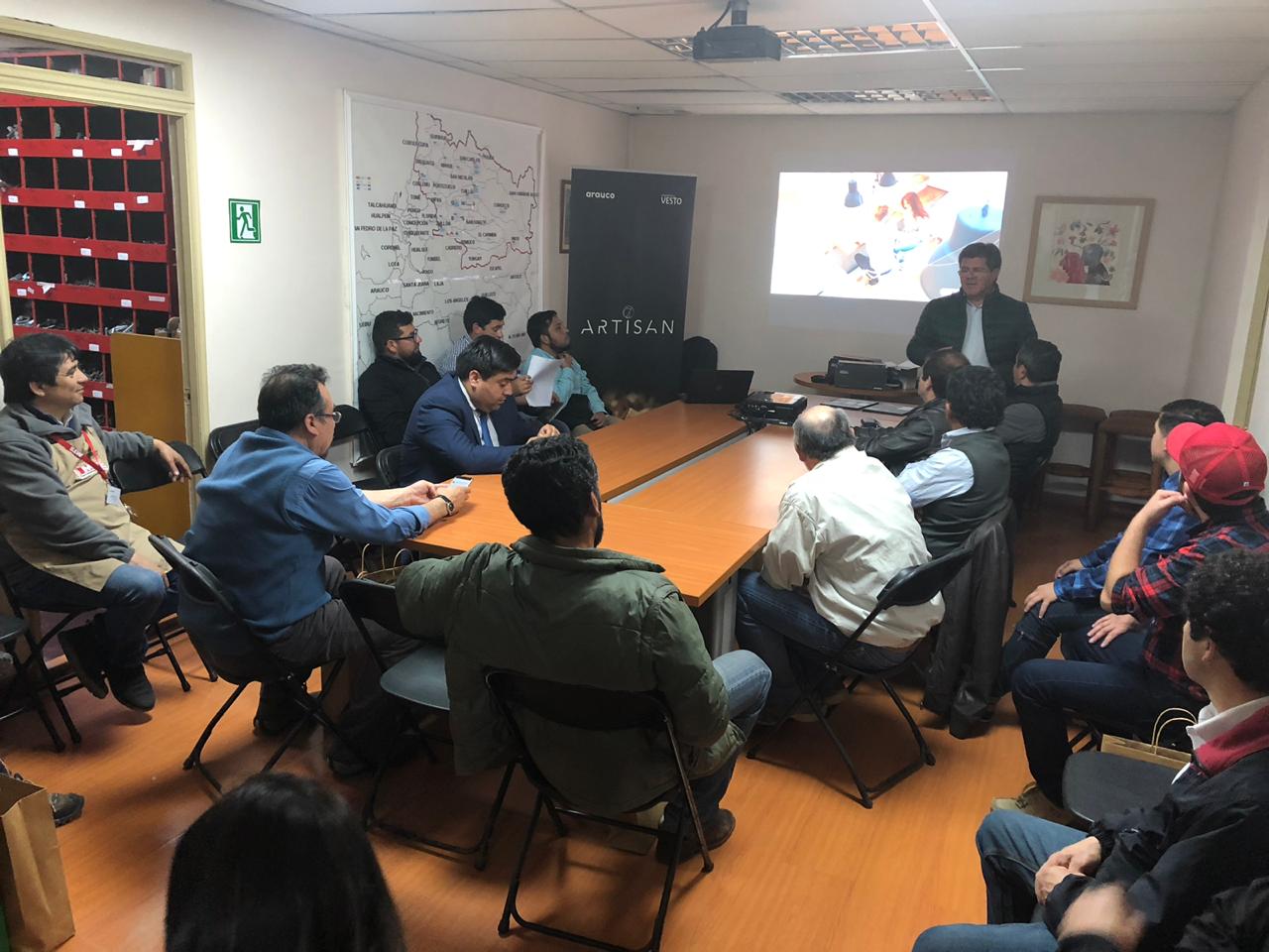https://hilamdsr.azurewebsites.net/chile/wp-content/uploads/sites/14/2018/11/Ferretería-Madrid.jpeg